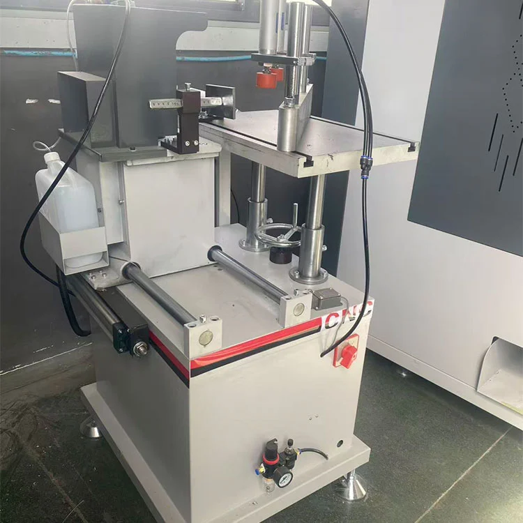 Thermal Break Window Mullion အတွက် 3+1 ဝင်ရိုး CNC အလူမီနီယံ ကြိတ်စက်
