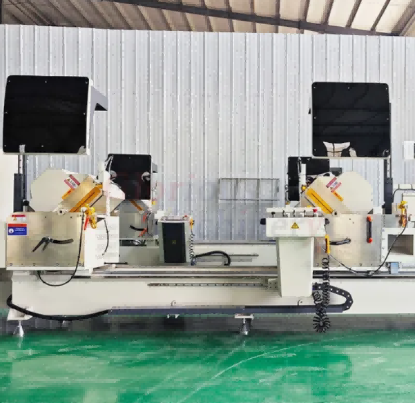 550 CNC Micro-Tolerance Internal Swivel Miter Saw