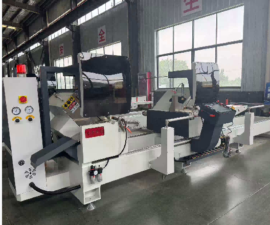 45° နှင့် 90° ဖြတ်တောက်ခြင်းအတွက် တိကျသော CNC နှစ်ထပ်ခေါင်းဖြတ်စော်